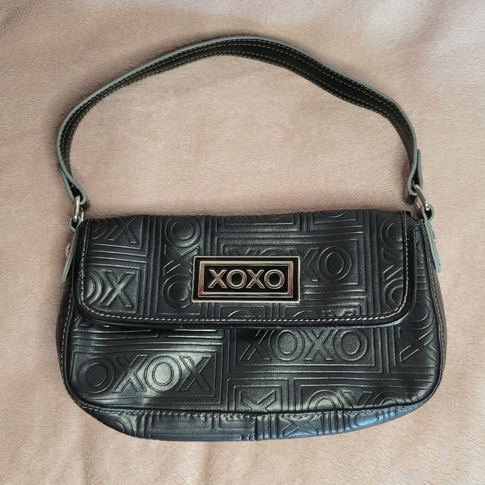 XOXO SHOULDER BAG